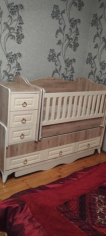 tek kravat ikinci el: Oğlan və qız üçün, Dördbucaq, Beşik, Yellənmə mexanizmsiz — 1