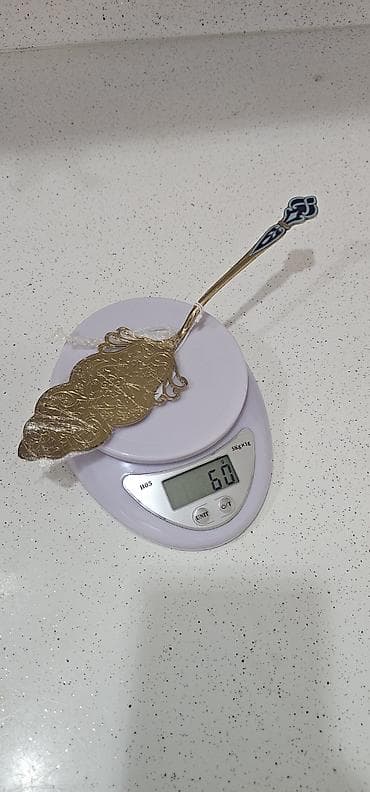 restoran aksesuarları: Gumus qasig tort qasigi -gumus: 875 prob ( damğalı metal, qızılı — 10