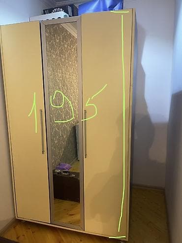 tək dolablar: Üç qapılı paltar şkafı - Ölçülər: hündürlük 195 sm, en 125 sm — 3