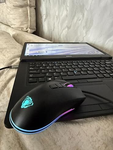 latitude: Dell noutbuk + RGB naqilli oyun siçanı Qeyd : Məhsul say olaraq — 3