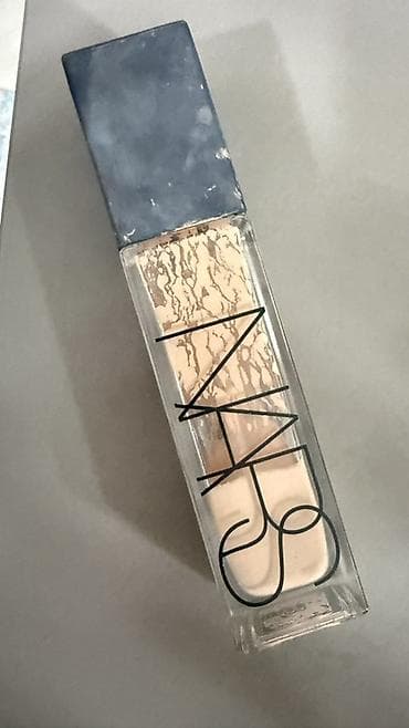 Tonal krem, Nars