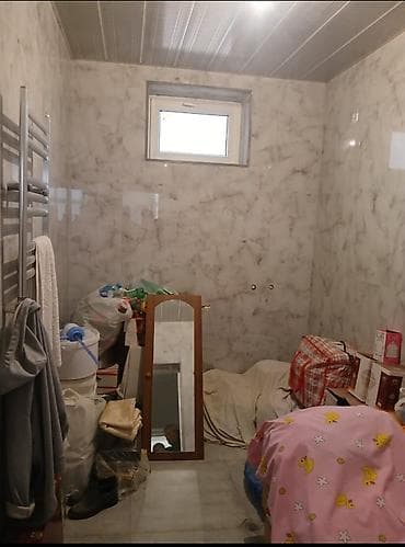heyet evleri satilir: Wexsi qowa dawla tikilib, 5otaq,metbex,hamam tualet ayri ayriliqdadi — 10