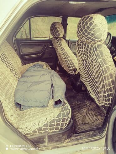 mercedes 190 ölüxana: QAZ 3110 Volga: 2.3 l | Sedan — 4