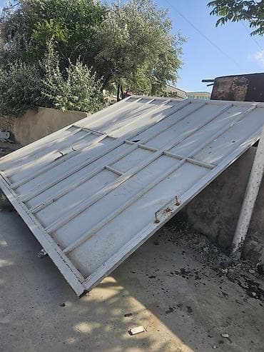 dam: İşlənmiş Dəmir Həyət darvazası, Siyirmə, rəng - Boz — 3