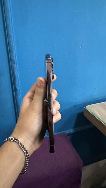 14 pro silver: IPhone 14 Pro, Deep Purple, Simsiz şarj — 3