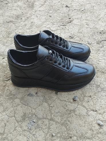 şalvar cins: Qara kişi idman üslublu ayaqqabı - Material: üst hissə – dəri — 1