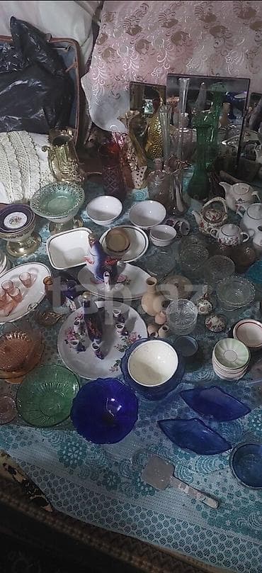 pul qab: Məişət qab-qacaq və dekor dəsti – qarışıq kolleksiya toplu 80m • — 1
