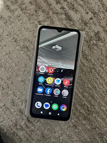 pubgi mobile: Poco C40, 32 GB, rəng - Qara, Face ID — 2