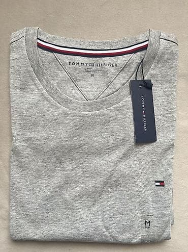 Original tommy hilfiger t shirt hamsi M olcu biri 85 azn real ve — 3