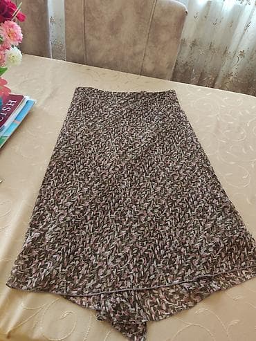 8 mart gulleri: Midi Ətək, Zara, M — 3