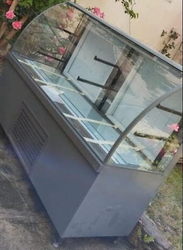sharp soyuducu: Vitrin soyuducusu işlənməyib təzədir uzunu 180 sm hündürlüyü 120 sm — 1