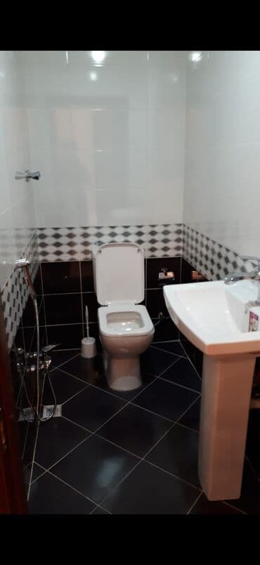 kirayə evlər yeni gunəşli: Yeni Günəşli Massiv V, 3 otaqlı, Yeni tikili, m. Həzi Aslanov, 110 kv. m — 5