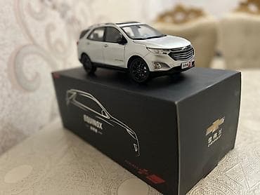Chevrolet Equinox 1:18 versiyasi, kifayet qeder boyuk modelidir, tam — 5