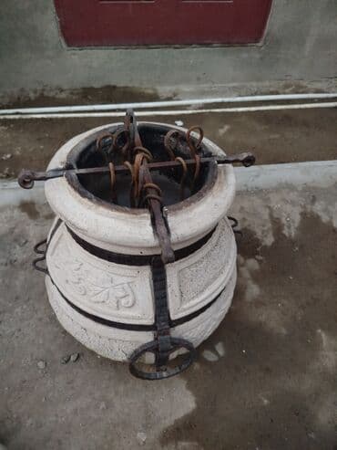 cay evi avadanlıq: Yemək bişirmək üçün ideal, dekorativ naxışlarla bəzədilmiş gil təndir — 3