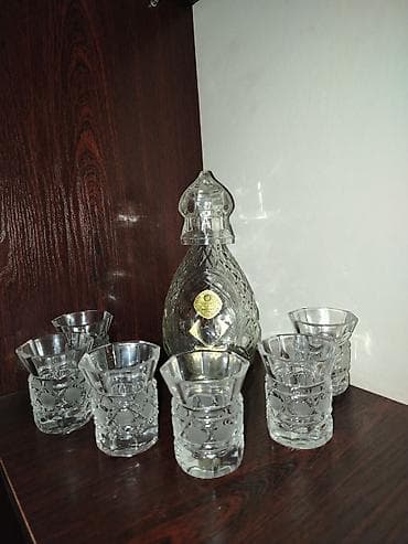 qrafinlər: Şüşə — 1