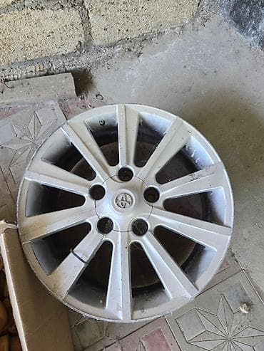 Disklər: İşlənmiş Disk Toyota R 19 — 2