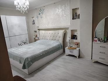 gencede ev: Bakı, Yasamal, 3 otaqlı, Köhnə tikili, m. Elmlər Akademiyası, 120 kv. m — 1