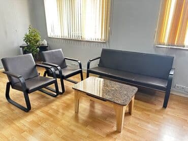 Ofis mebeli: İşlənmiş, Divan, Jurnal masası, 2 kreslo, Divan, Bazasız, Açılmayan — 1