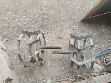 Dizel Avrora. Demək olar ki çox az işlənib. Lakin puzqazı sınıb