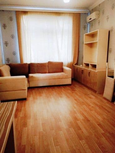 ist petrol tbilisi prospekti: Binəqədi rayonu, Hüseyn Seyidzadə küçəsi, 9-Mikrorayona yaxın — 1