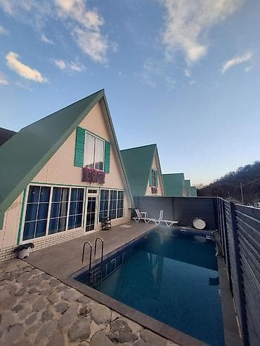 sutkaliq evler: 290 kv. m, 3 otaqlı, Kombi, Qaz, İşıq — 1