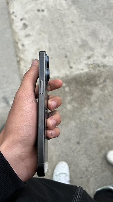 en ucuz mac: IPhone 14 Pro Max, Qara, Face ID — 4