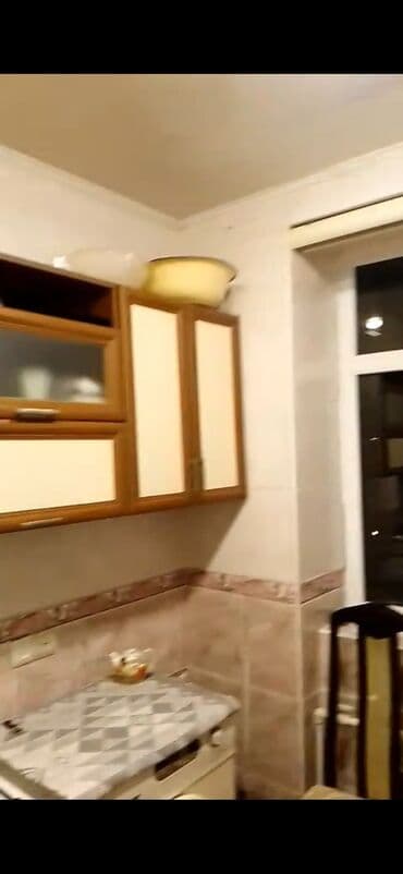 badamdar kirayə: Mənzilin təsviri Badamdar qəs.2 ot.5/5 exp.lah.normal — 10