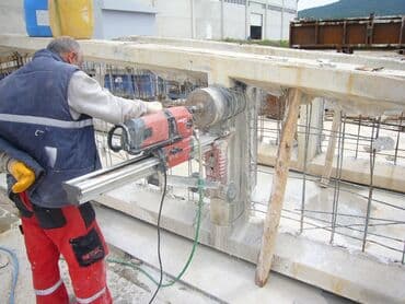 qabyuyan təmiri: #Betonkesme #betondeşmə Beton kubik kərpic - dən kəsim deşim — 8