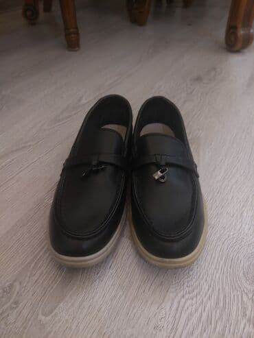 pandora qizil qolbaqlar: Qara lofer ayaqqabılar - Üst hissə: qara sintetik dəri, hamar və asan — 1