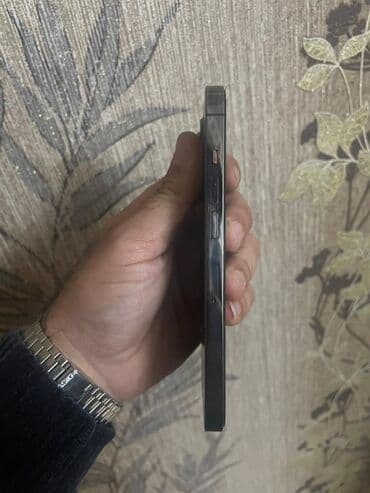 7 ci nesil ipad: IPhone 13 Pro, 256 GB, Face ID — 4