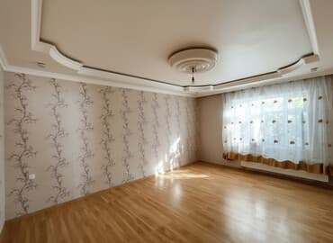 6 cı mikrorayon sumqayıt: 3 otaqlı, 121 kv. m — 2