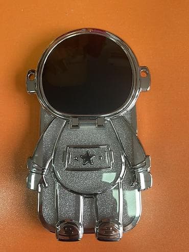 iphine: Astronavt dizaynlı telefon qabı - Material: parlaq xrom rəngli sərt — 2