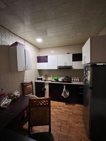 4 otaqlı ev alıram: 4 otaqlı, 90 kv. m, Kredit var, Orta təmir — 6