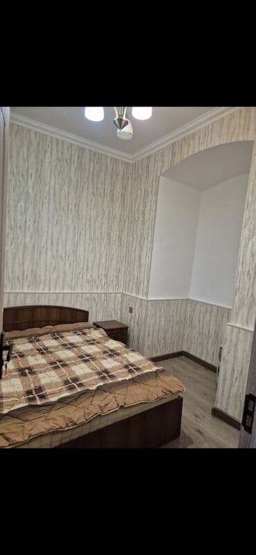 Сдаю свою 3хкомнатную квартиру в самом центре города Баку,на одной из