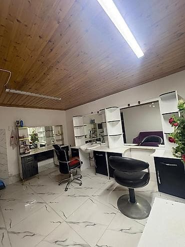 game kreslo: Gözəllik salonu üçün tam təchiz olunmuş iş məkanı və mebellər - İki — 4