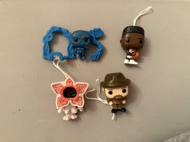 uşaq cadirlari: Stranger things kinder oyuncagi Tek tek 4 manat hamisi biryerde 15 azn — 1