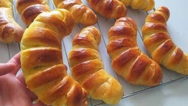 kişmişli bulka: Şirniyyat sifarişi qəbul olunur. Qiymət say və ölçü razılaşma ilədir — 5