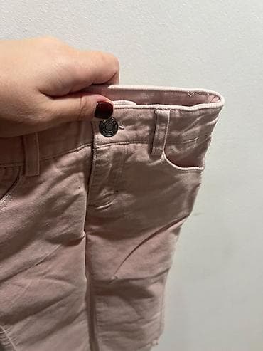 Yeni Benetton qız uşağı üçün şalvarlar . Dəyərindın qat-qat aşağı