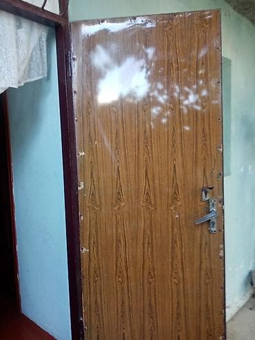 şuşə qaplar: İşlənmiş Giriş qapısı Çərçivə ilə, Zəmanətli, Ödənişli quraşdırma, Ünvandan götürmə — 3