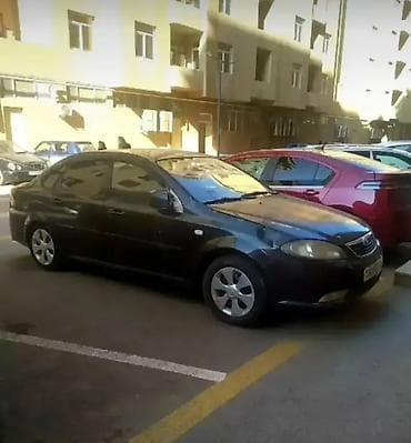 daewoo: Daewoo Gentra: 1.5 l | 2013 il Sedan — 3