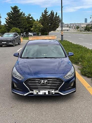range rover stop: Hyundai Sonata: 1.6 l | 2018 il Sedan — 1
