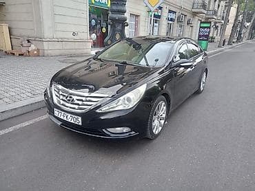 tra: Hyundai Sonata – sedan, qara rəng. - Kuzov: aerodinamik xətlər, xrom — 2