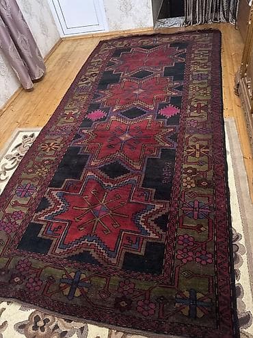 Qədim üslubda əl toxuması xalça ( elaqe nom 050-430-35-33 ) ciddi