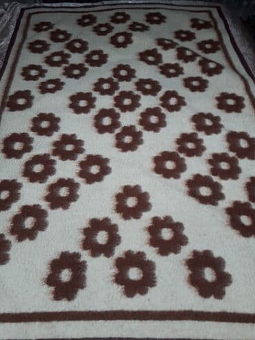 deve yunu yorgan: Б/у Плед, Платная доставка — 2