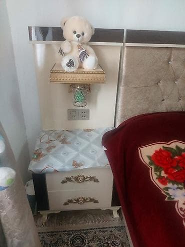 zabrat mebel: Klassik üslubda dəst mebellər - Yataq otağı üçün güzgülü makiyaj — 10