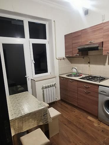 sizin menzil: Salam. Ev Hovsan mida 1de məktəblə uzbe üz olan binada — 5