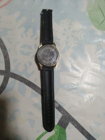 irshad telecom is saatlari: Saat satılır zajkalka işləyir batareya yığır həm saat həmdə zajkalka — 3