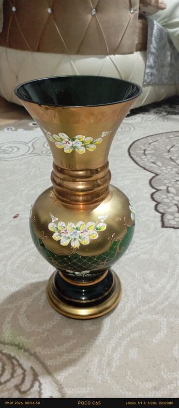tom xrustal qablar: Bir vaza — 5