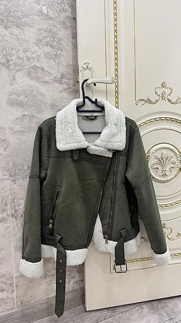 Digər qadın geyimləri: Qadınlar üçün qışlıq süni dərili biker tipli kürk astarlı gödəkcə - — 2