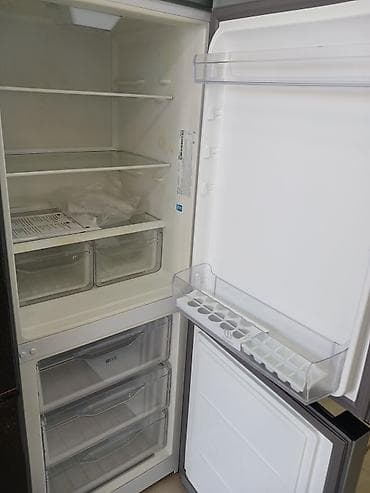 soyuducu sumqayitda: İşlənmiş 2 qapılı Indesit Soyuducu Satılır, rəng - Boz, Təkərli — 2